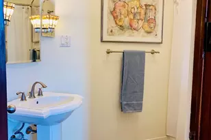 143 W Burton Pl, Chicago, IL 60610 - Photo 14