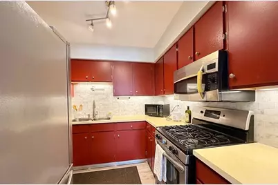 5500 Lincoln Avenue #510-E, Morton Grove, IL 60053 - Photo 8