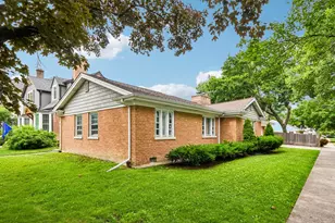 1620 Courtland Ave, Park Ridge, IL 60068 - Photo 2