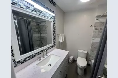 4623 N Chester Avenue #110, Chicago, IL 60656 - Photo 14