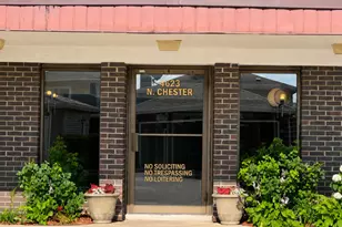 4623 N Chester Ave, Chicago, IL 60656 - Photo 2