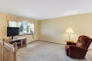 31714 Hollie Ln, Kingston, IL 60145 - Photo 8