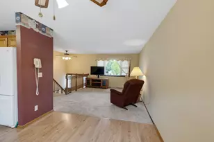 31714 Hollie Ln, Kingston, IL 60145 - Photo 6