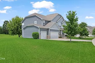 4335 Little Leaf Rd, Naperville, IL 60564 - Photo 44