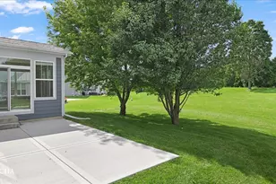 4335 Little Leaf Rd, Naperville, IL 60564 - Photo 48