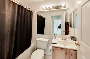 1160 Bristol Ln, Buffalo Grove, IL 60089 - Photo 16