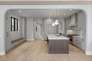 1841 W Newport Ave, Chicago, IL 60657 - Photo 18