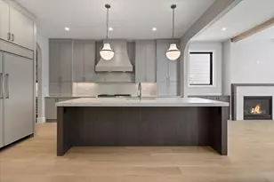 1841 W Newport Ave, Chicago, IL 60657 - Photo 22