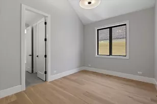 1841 W Newport Ave, Chicago, IL 60657 - Photo 38