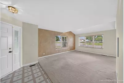 1320 Jenna Drive #A, South Elgin, IL 60177 - Photo 4