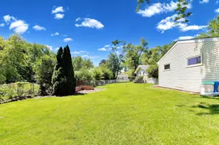 1611 N Fernandez Ave, Arlington Heights, IL 60004 - Photo 24
