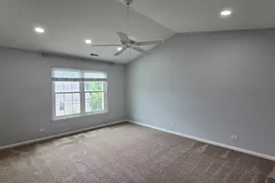 2631 N Greenwood Ave, Arlington Heights, IL 60004 - Photo 14