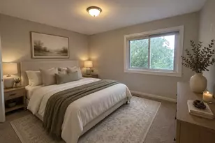 396 Woodhollow Ln, Bartlett, IL 60103 - Photo 6