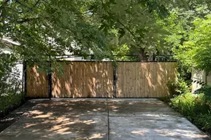 7002 S Hermitage Ave, Chicago, IL 60636 - Photo 2