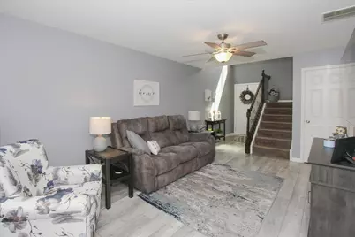1074 Turin Drive, Hampshire, IL 60140 - Photo 6