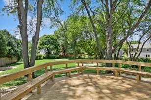1425 Banbury Ave, Saint Charles, IL 60174 - Photo 16