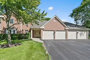 2870 Meadow Ln, Schaumburg, IL 60193 - Photo 2