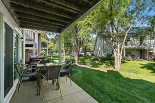 2870 Meadow Ln, Schaumburg, IL 60193 - Photo 20