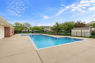 2870 Meadow Lane #V1, Schaumburg, IL 60193 - Photo 24