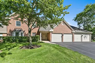 2870 Meadow Ln, Schaumburg, IL 60193 - Photo 1