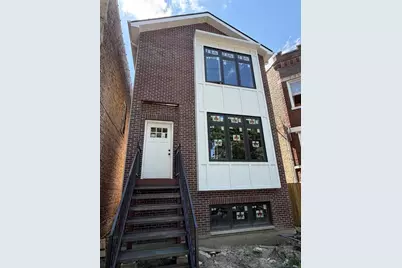 640 N Trumbull Avenue, Chicago, IL 60624 - Photo 2