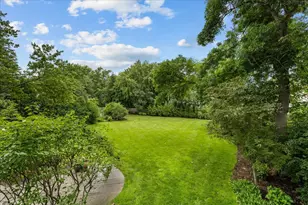 1347 Sunview Ln, Winnetka, IL 60093 - Photo 28