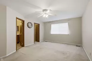 60 E Honeysuckle Dr, Round Lake Beach, IL 60073 - Photo 14