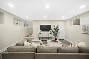 5032 S Michigan Ave, Chicago, IL 60615 - Photo 12
