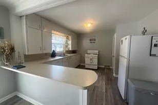 506 SW 3rd St, Aledo, IL 61231 - Photo 10