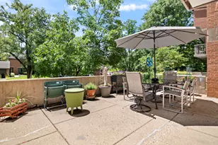 22 Park Ln, Park Ridge, IL 60068 - Photo 22