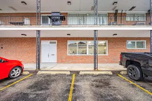 350 N York St, Elmhurst, IL 60126 - Photo 1