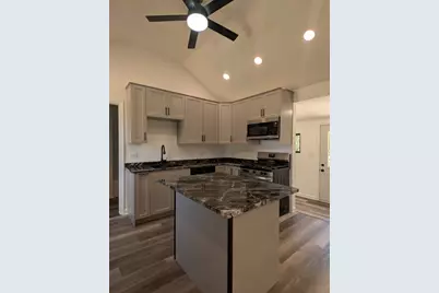 206 E Jefferson Street, Gardner, IL 60424 - Photo 8