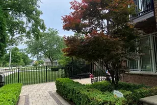 1052 Margret St, Des Plaines, IL 60016 - Photo 32