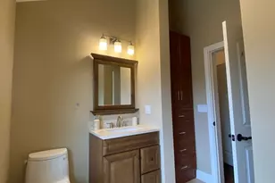 1052 Margret St, Des Plaines, IL 60016 - Photo 24