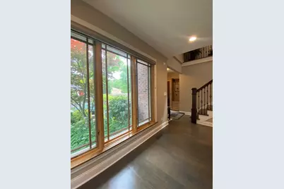 1052 Margret Street, Des Plaines, IL 60016 - Photo 2
