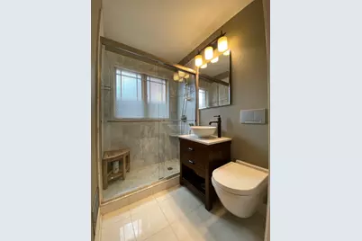 1052 Margret Street, Des Plaines, IL 60016 - Photo 12
