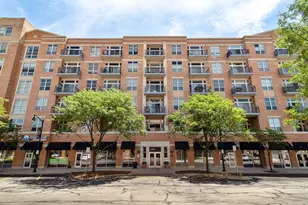647 Metropolitan Way, Des Plaines, IL 60016 - Photo 1