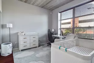647 Metropolitan Way, Des Plaines, IL 60016 - Photo 16