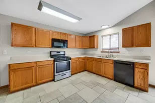 4224 Ashcott Ln, Plainfield, IL 60586 - Photo 4
