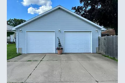 123 E Erie Street, Spring Valley, IL 61362 - Photo 2