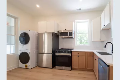 2753 W Chicago Avenue, Chicago, IL 60622 - Photo 2