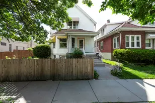 2416 N Rutherford Ave, Chicago, IL 60607 - Photo 2