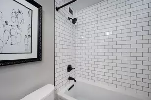 3930 N Pine Grove Ave, Chicago, IL 60613 - Photo 14