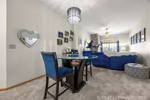 2413 Wilton Ln, Aurora, IL 60502 - Photo 8