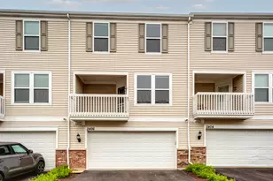 2406 Neubauer Circle, Lindenhurst, IL 60046 - Photo 2