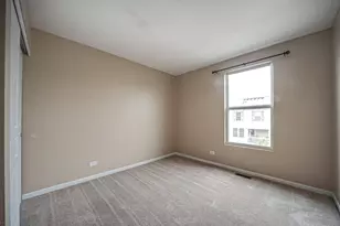 2406 Neubauer Circle, Lindenhurst, IL 60046 - Photo 28