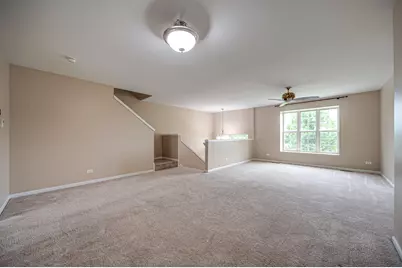 2406 Neubauer Circle #14-3, Lindenhurst, IL 60046 - Photo 6