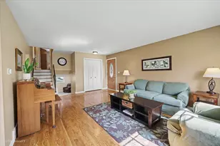 767 N Willow Rd, Elmhurst, IL 60126 - Photo 14