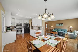 767 N Willow Rd, Elmhurst, IL 60126 - Photo 12