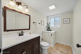 767 N Willow Rd, Elmhurst, IL 60126 - Photo 22